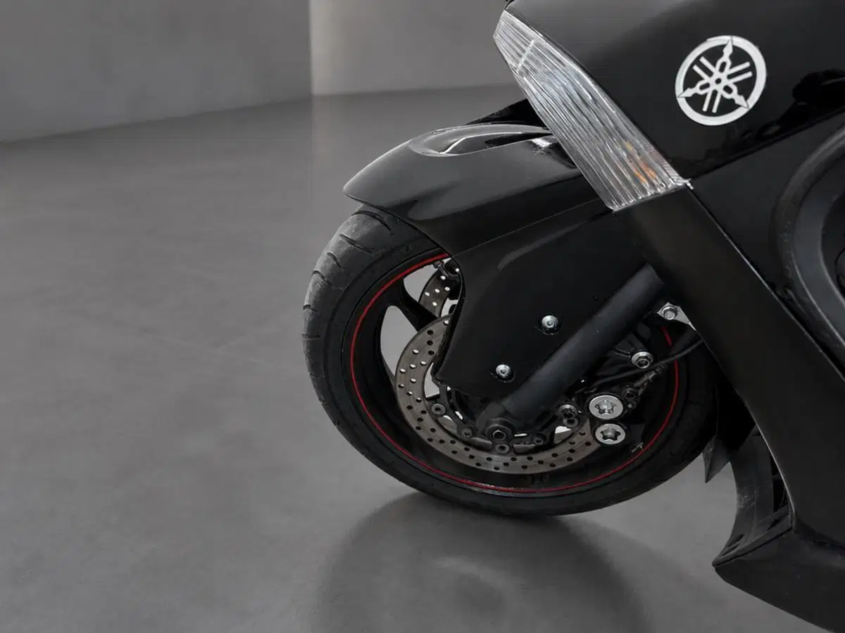 Yamaha T-Max 530 (2012 - 14) (9)
