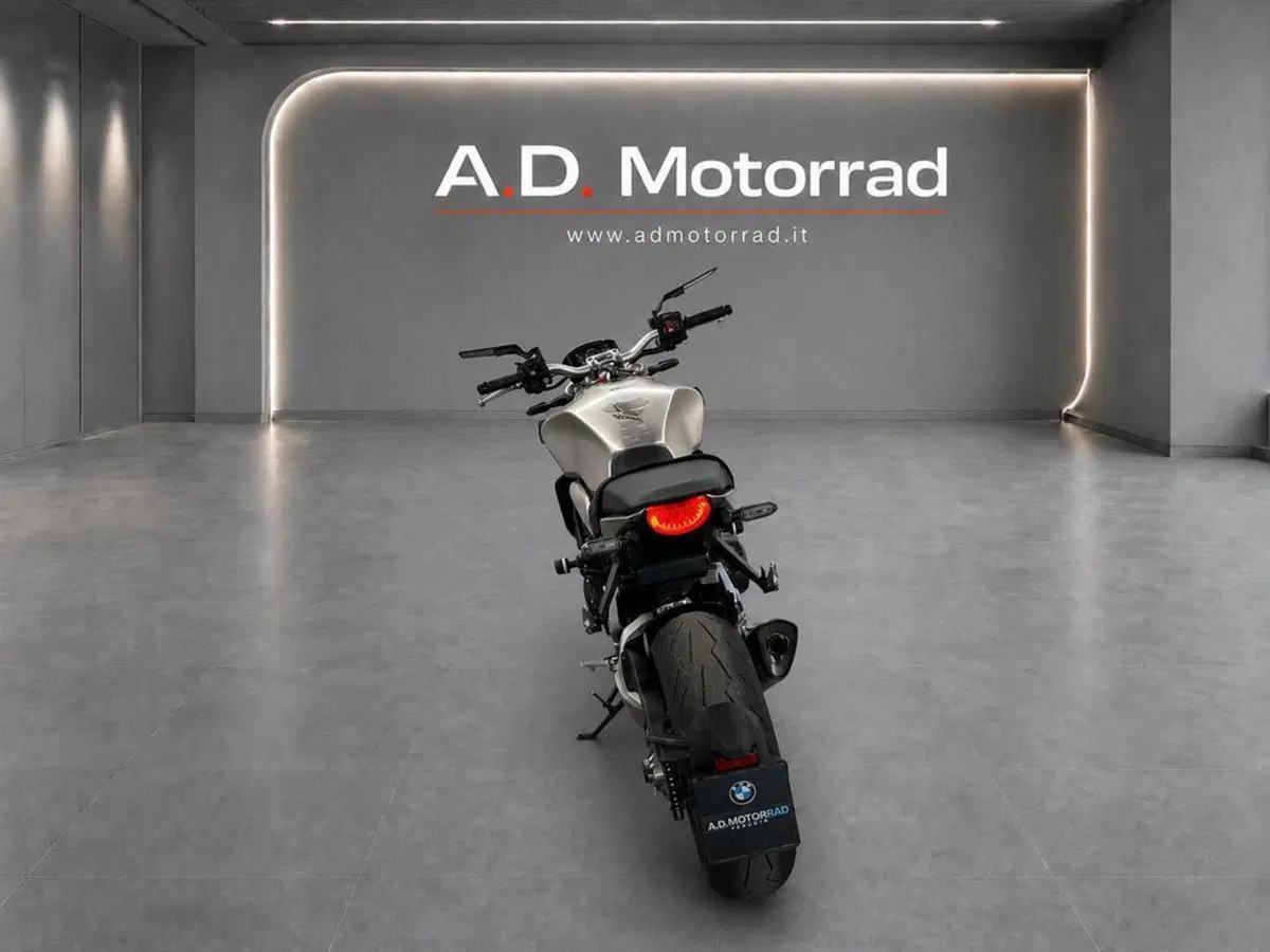 Honda CB 1000 R (2021 - 25) (6)