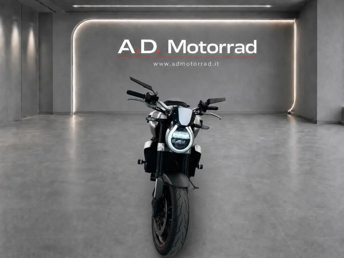Honda CB 1000 R (2021 - 25) (2)