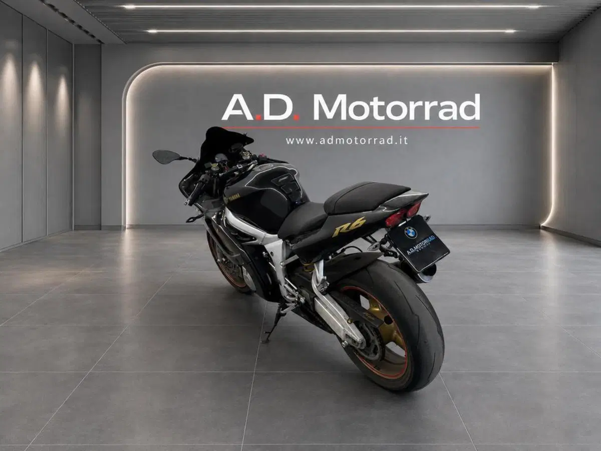Yamaha YZF R6 (2001 - 02) (7)