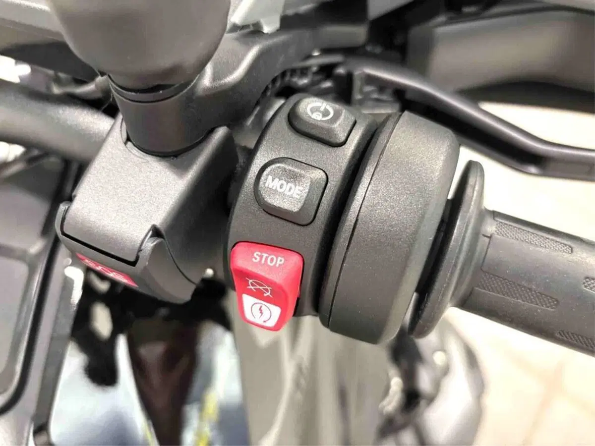 Bmw R 1300 GS (2023 - 26) (6)