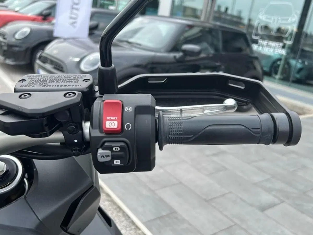 Honda X-ADV 750 DCT (2021 - 24) (10)