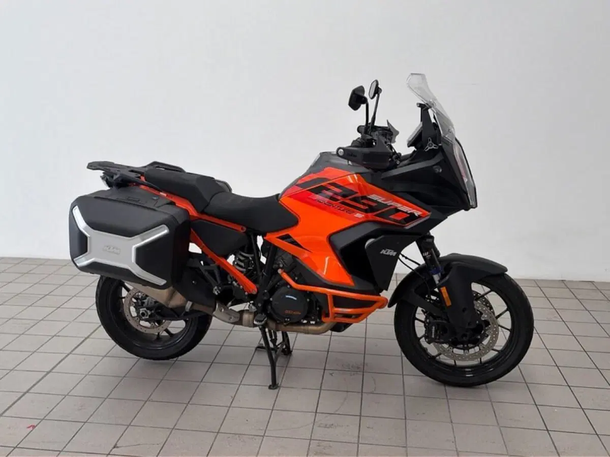 KTM 1290 Super Adventure S (2021 - 25) (4)