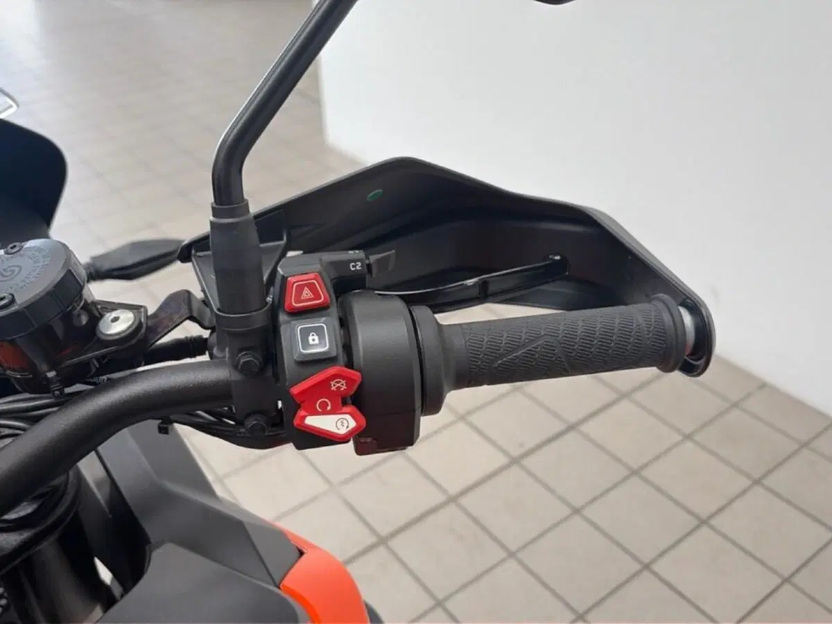 KTM 1290 Super Adventure S (2021 - 25) (11)