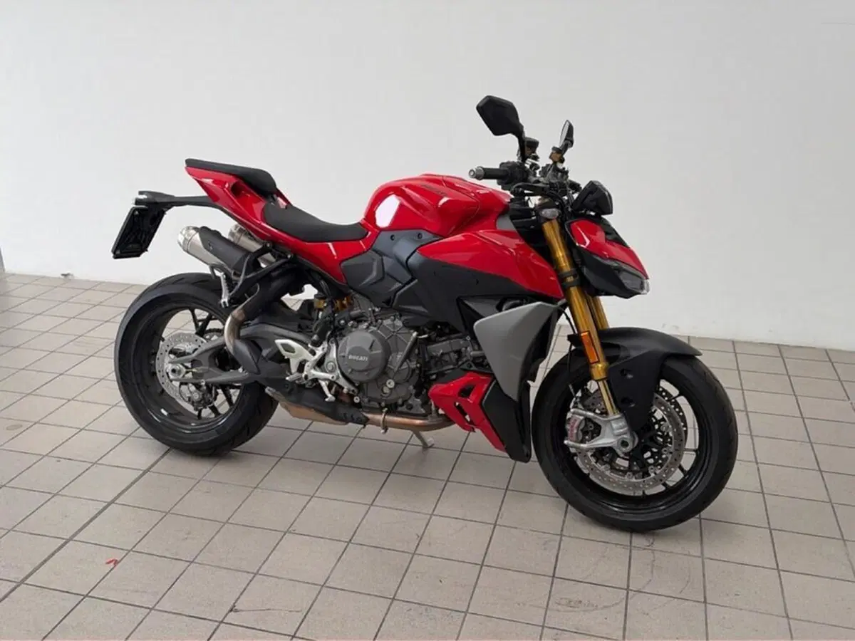 Ducati Streetfighter V2 S (2025 - 26) (4)