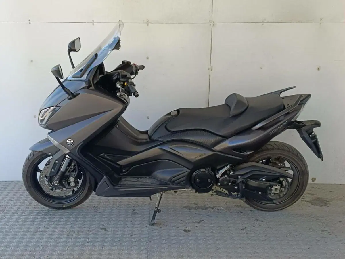Yamaha T-Max 530 ABS (2015 - 17) (5)