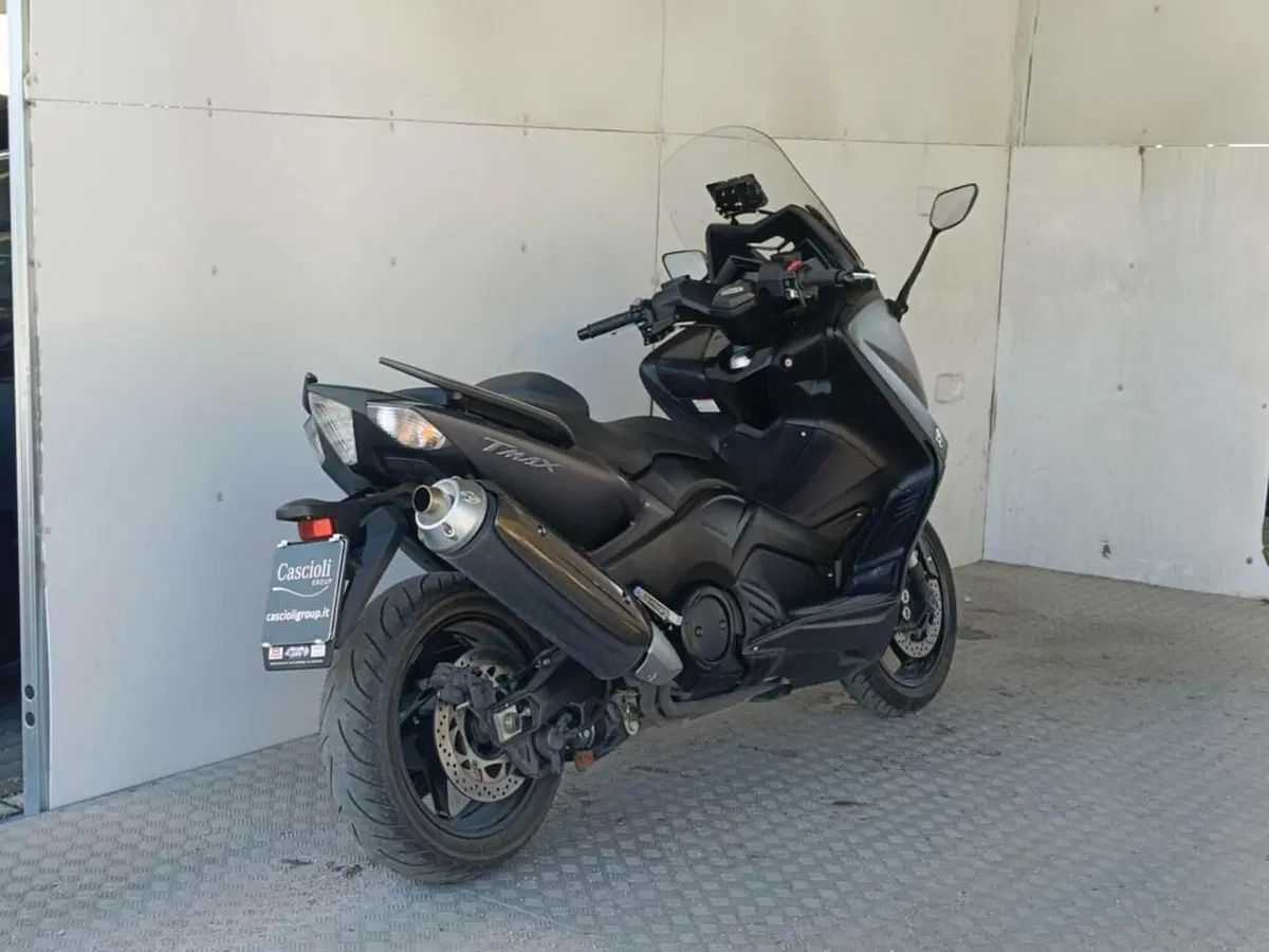 Yamaha T-Max 530 ABS (2015 - 17) (2)