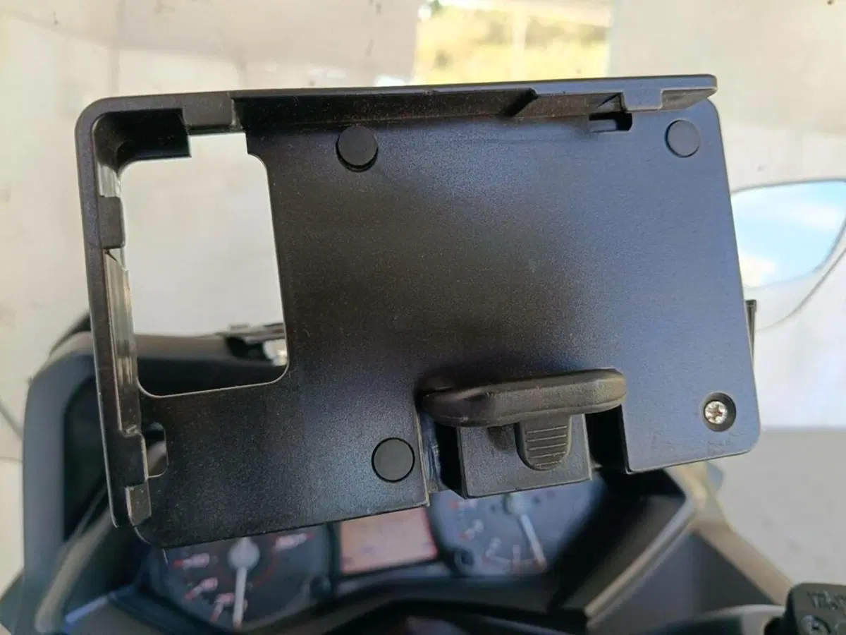 Yamaha T-Max 530 ABS (2015 - 17) (10)