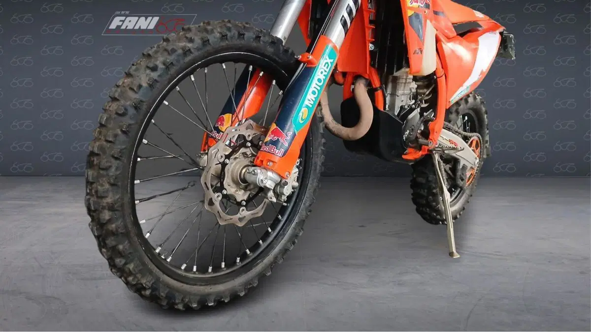 KTM 500 EXC-F Champion Edition (2025) (5)