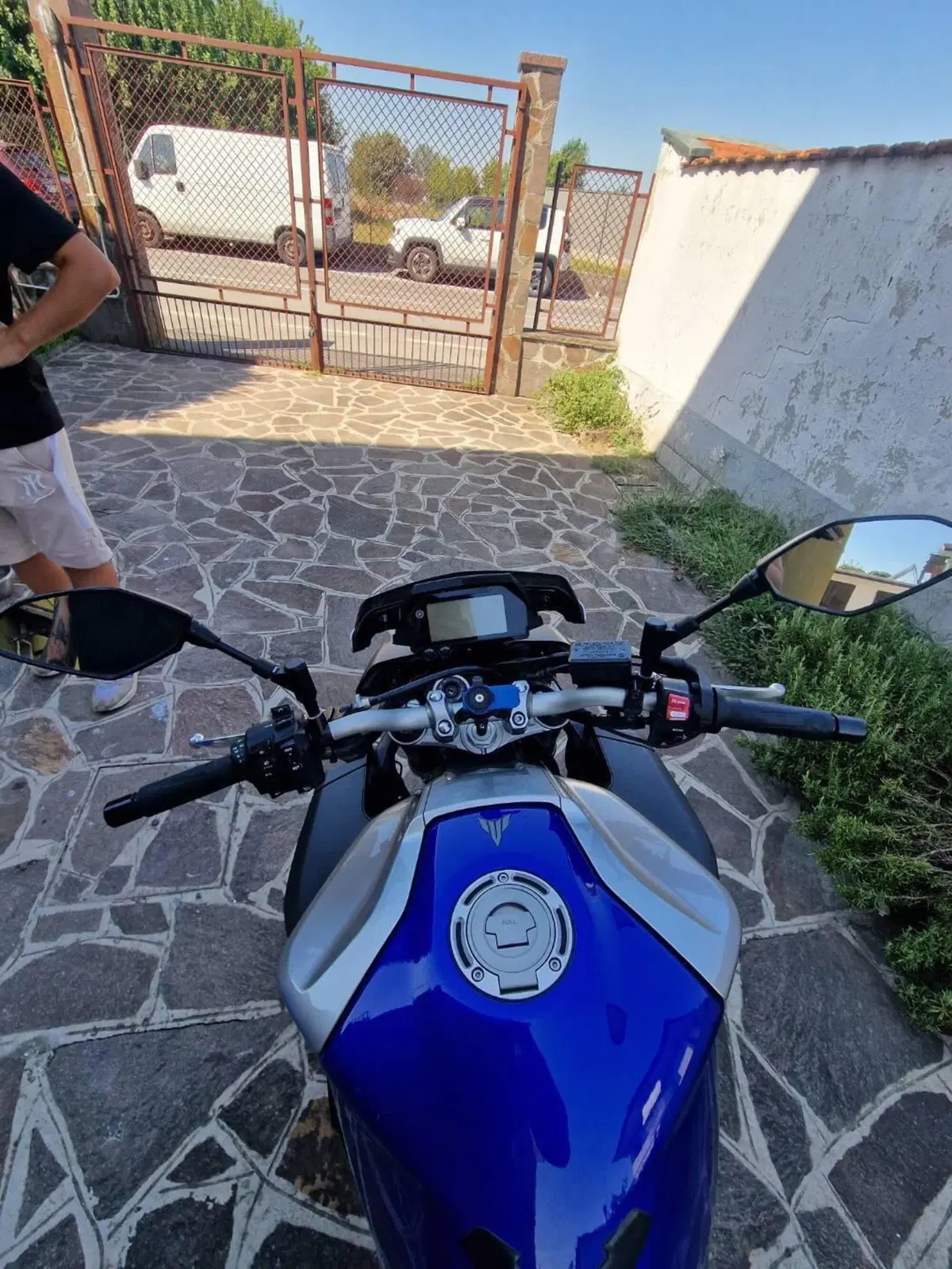Yamaha MT-10 (2017 - 20) (5)