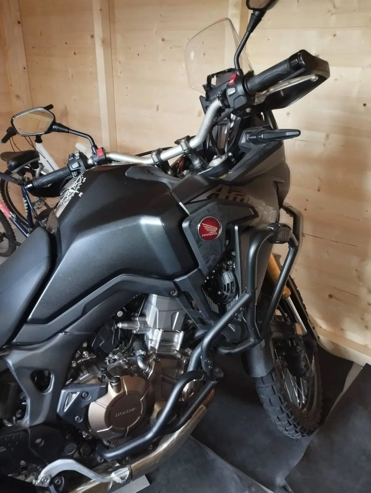 Honda Africa Twin CRF 1000L ABS (2016 - 17) (3)