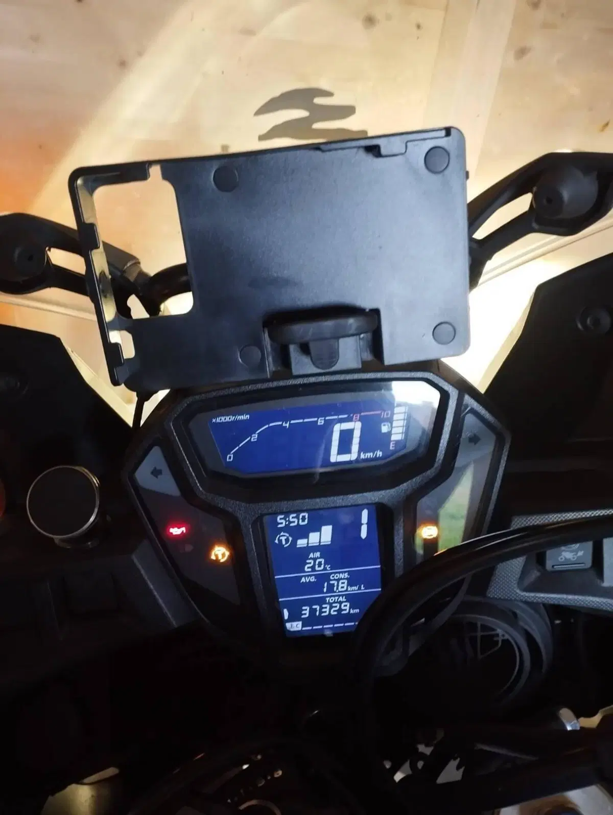 Honda Africa Twin CRF 1000L ABS (2016 - 17) (8)