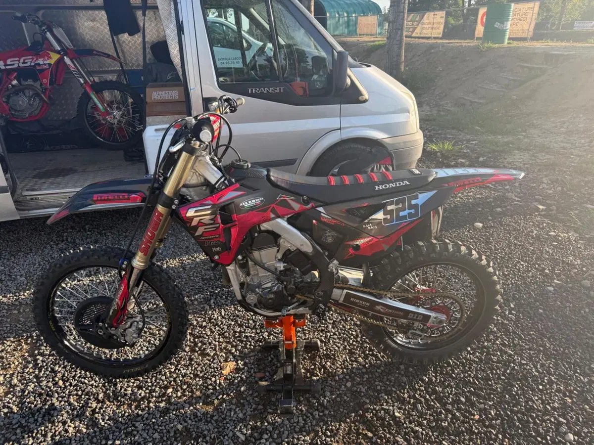 Honda CRF 450R (2023) (2)