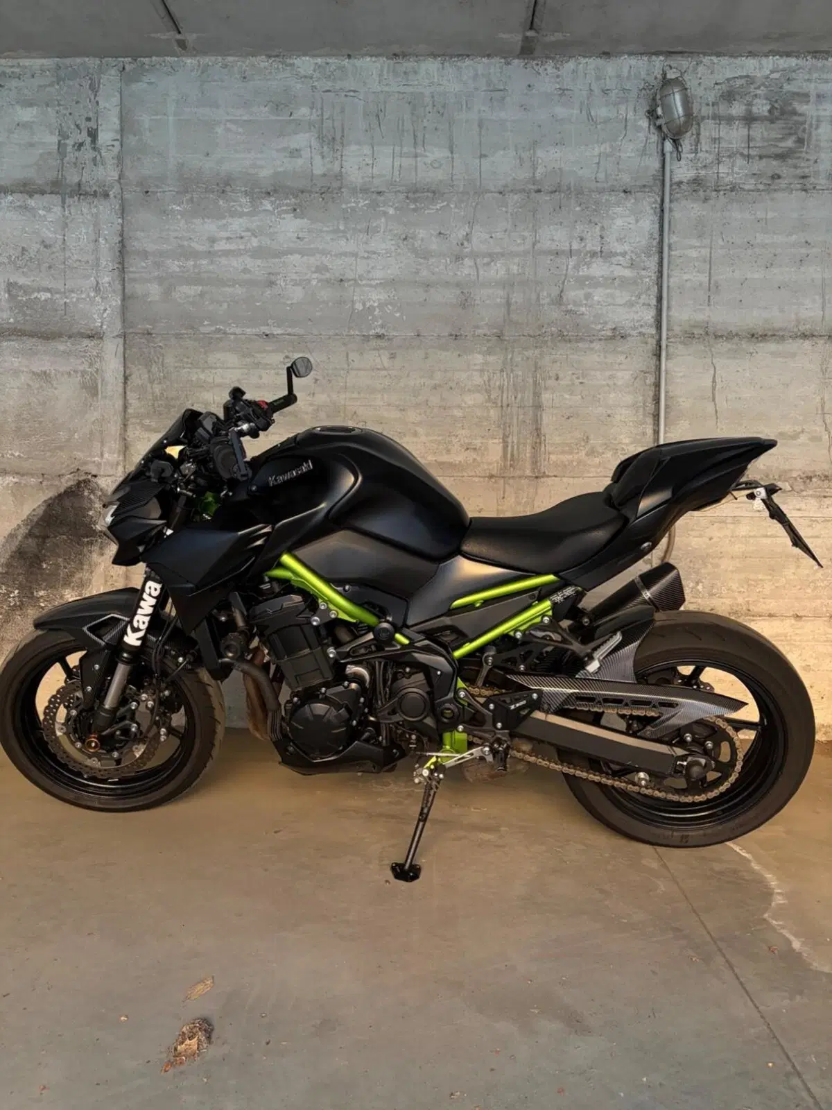 Kawasaki Z 900 (2021 - 24) (11)