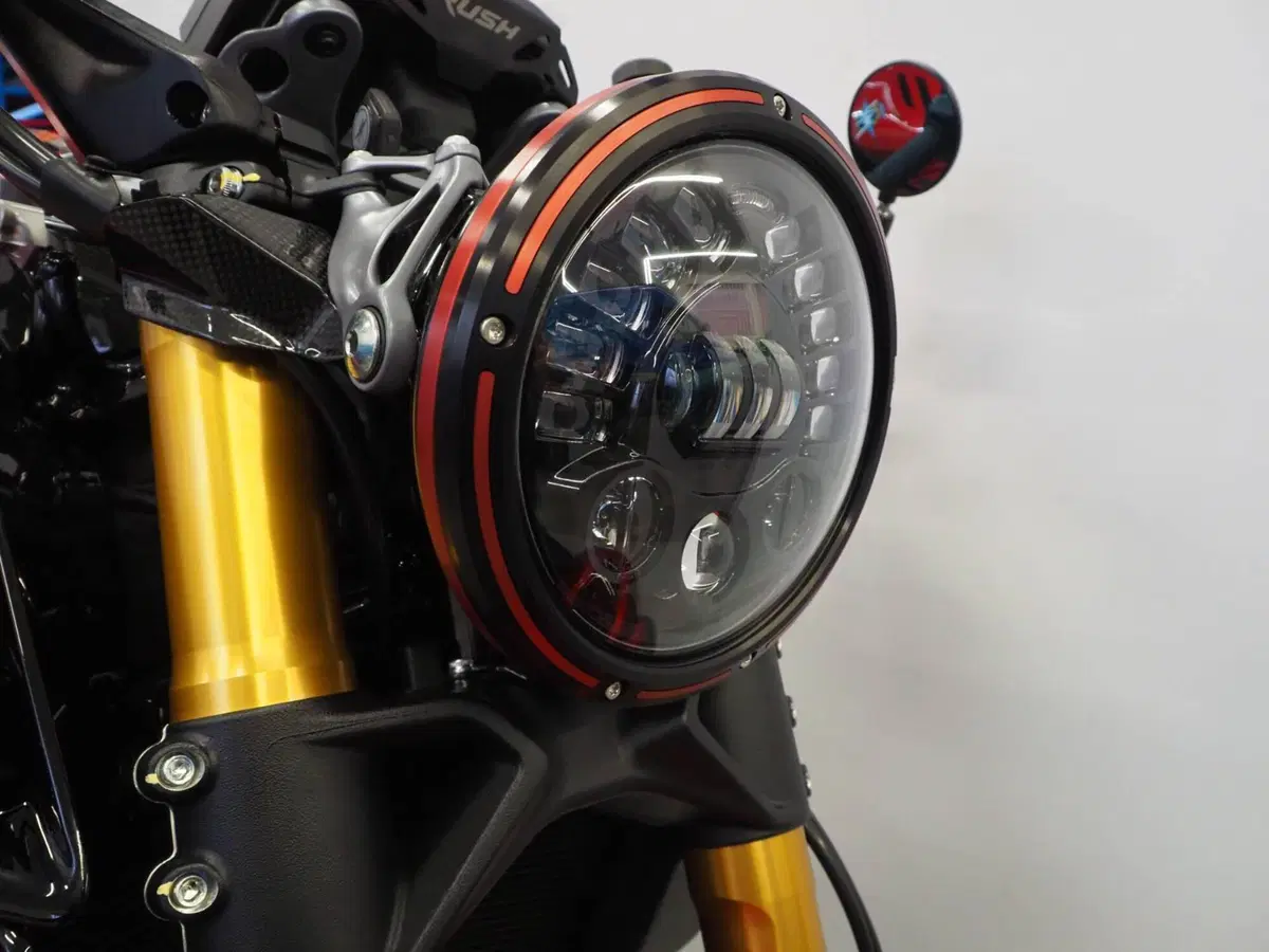 MV Agusta Rush 1000 (2023 - 26) (6)