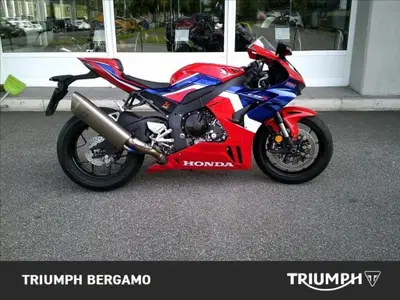 Honda CBR 1000 RR-R Fireblade (2020 - 21) usata