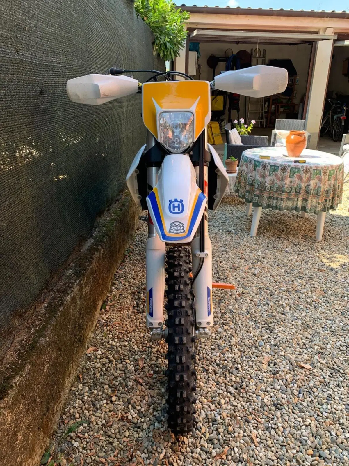 Husqvarna FE 250 Heritage (2023) (3)