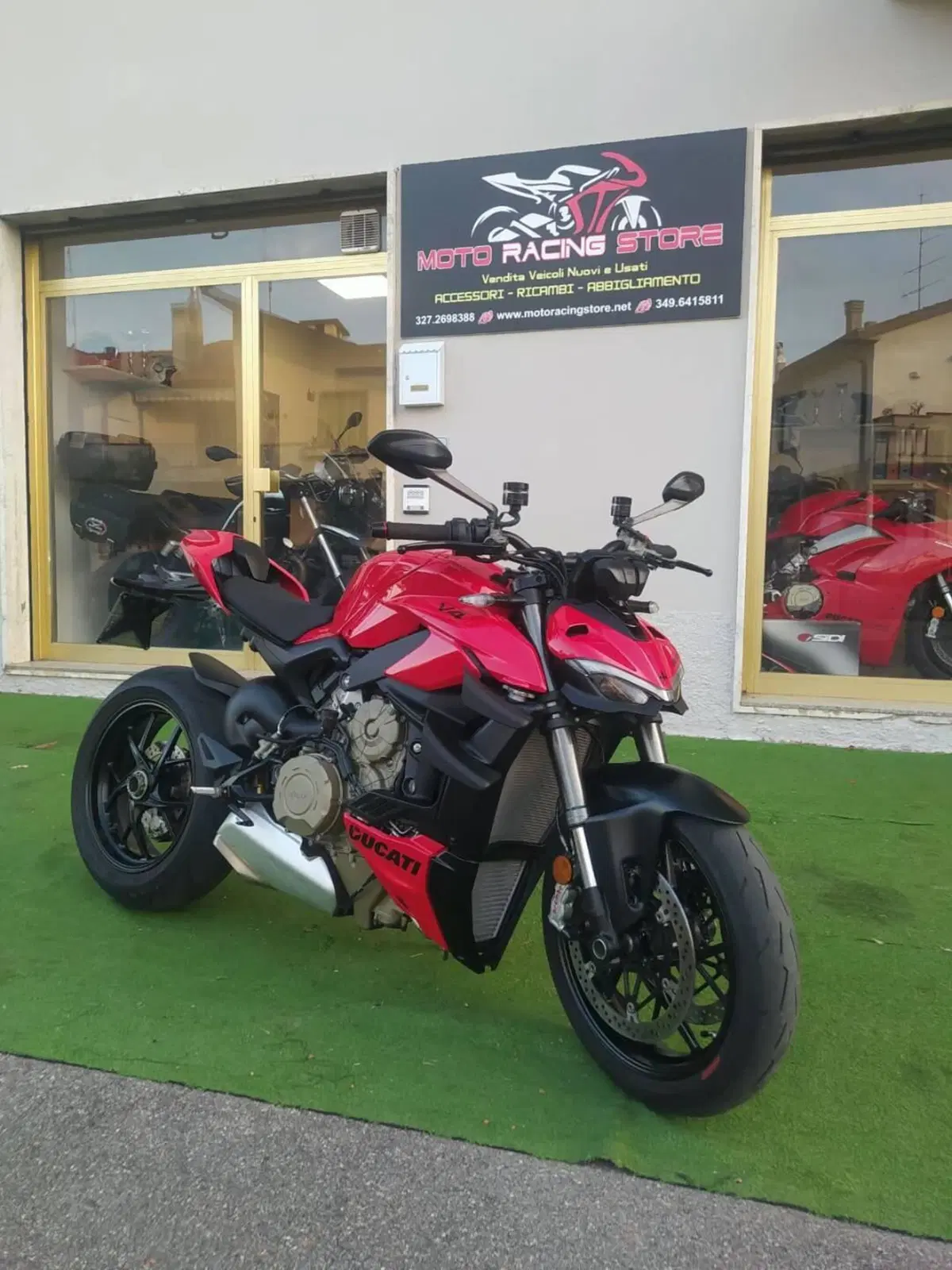 Ducati Streetfighter V4 (2023 - 24) (2)