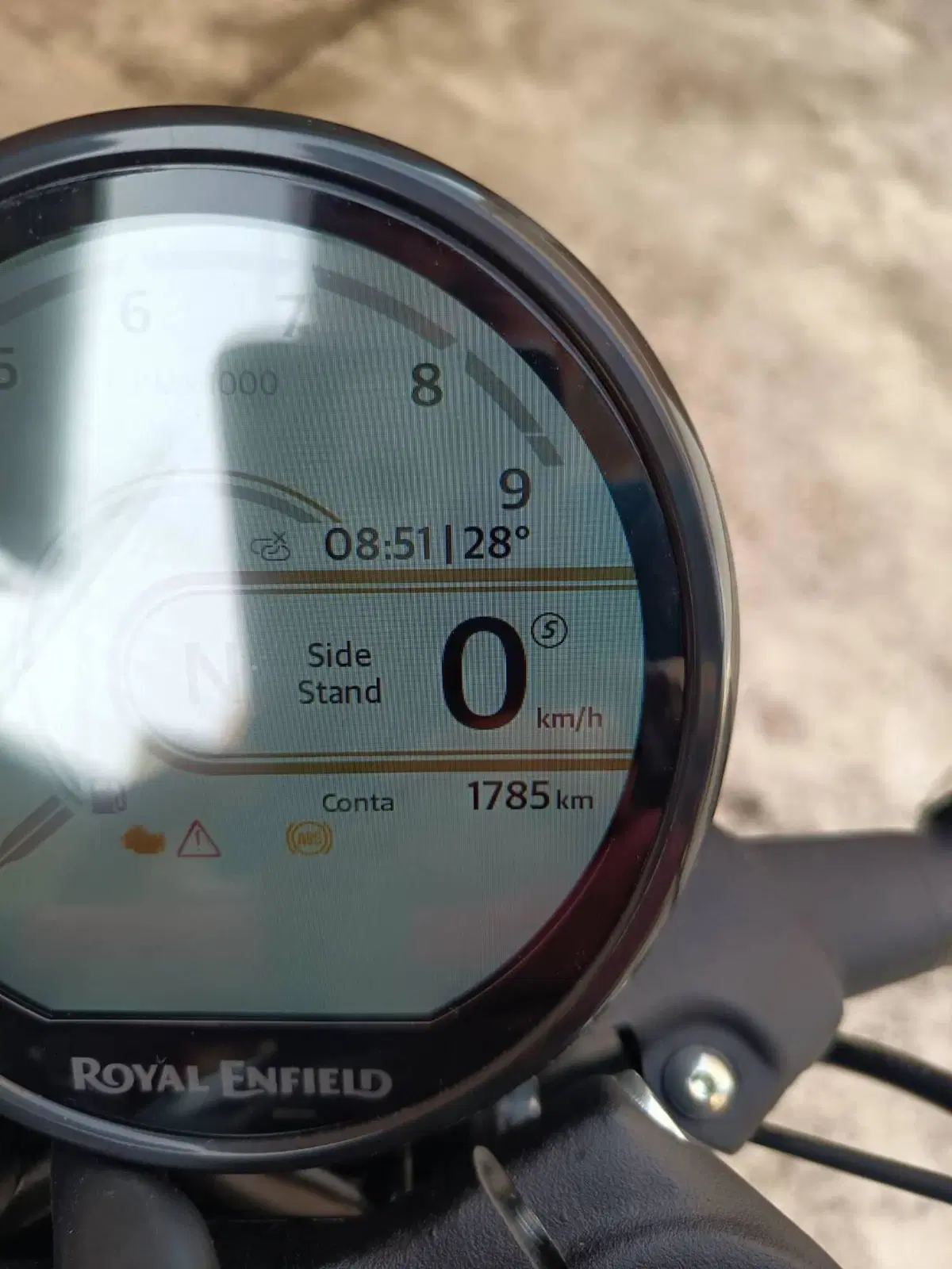 Royal Enfield Guerrilla 450 Apex (2026) (9)