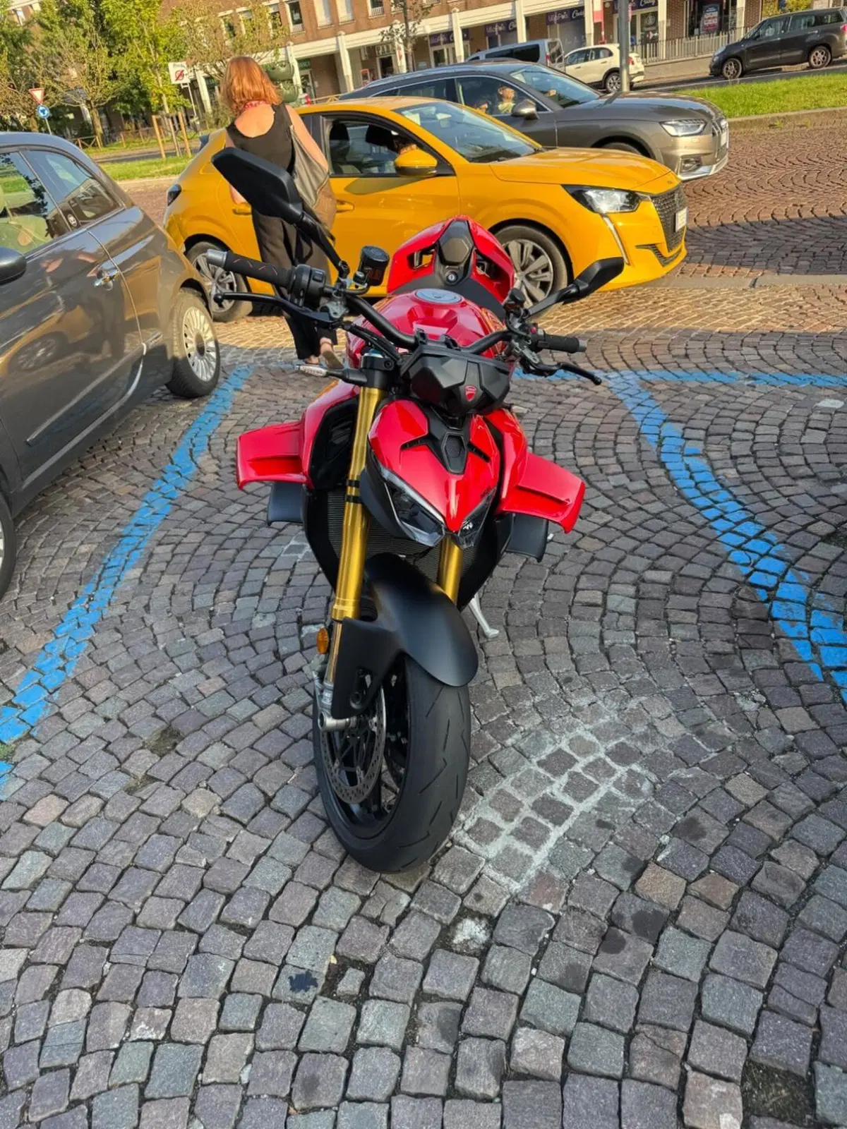 Ducati Streetfighter V4 S (2025 - 26) (10)