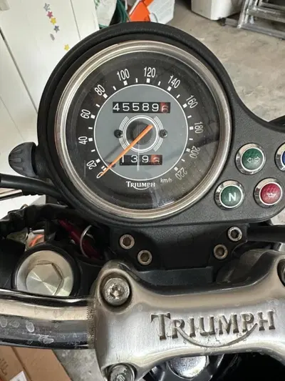 Triumph Bonneville (2007 - 16) usata