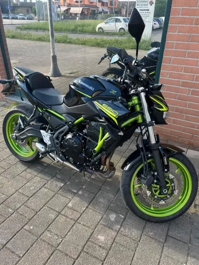 Kawasaki Z 650 (2021 - 24) usata