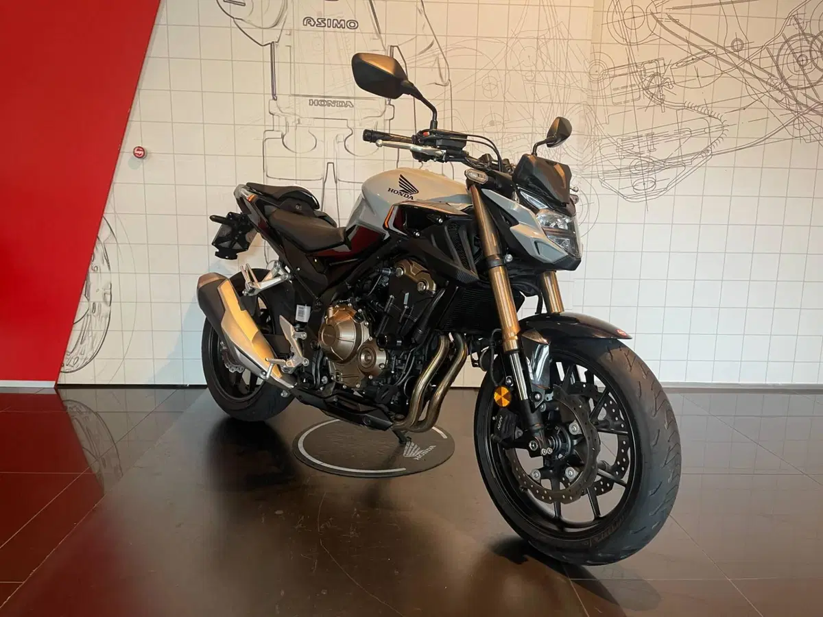 Honda CB 500 F (2022 - 23) (3)