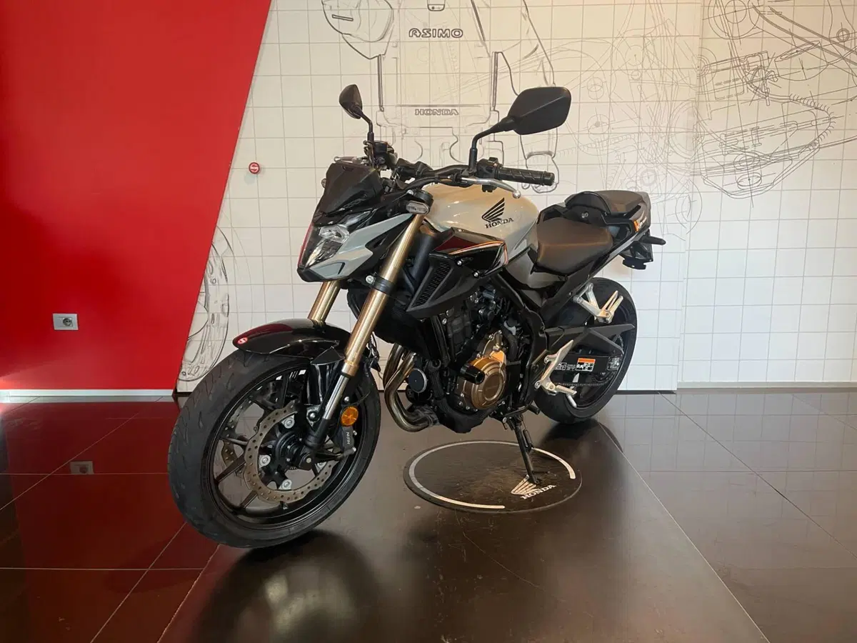 Honda CB 500 F (2022 - 23) (5)