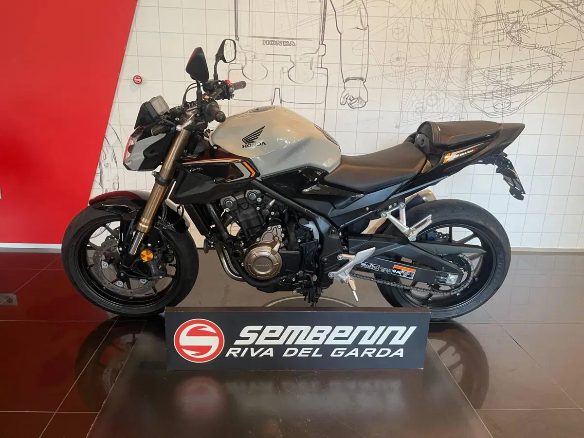 Honda CB 500 F (2022 - 23) (7)