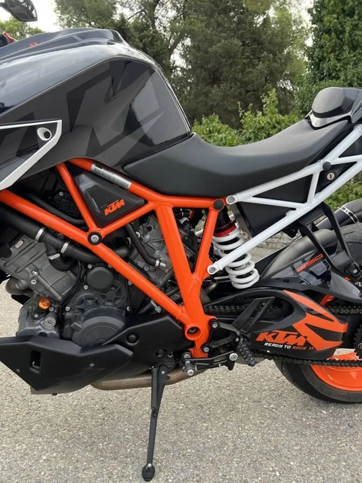 KTM 1290 Super Duke R (2019) (7)