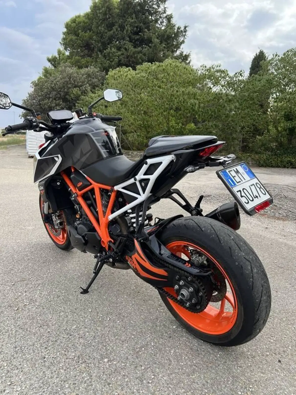KTM 1290 Super Duke R (2019) (5)