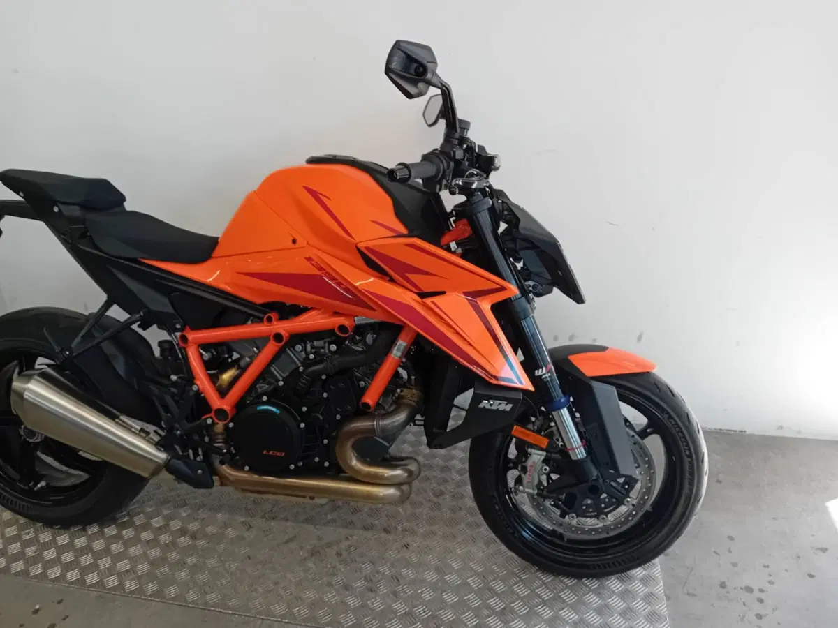 KTM 1390 Super Duke R EVO (2024 - 26) (7)