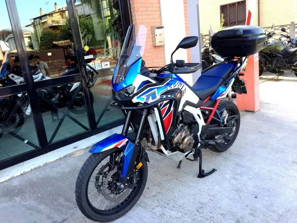 Honda Africa Twin CRF 1100L ES DCT (2024 - 26) (4)