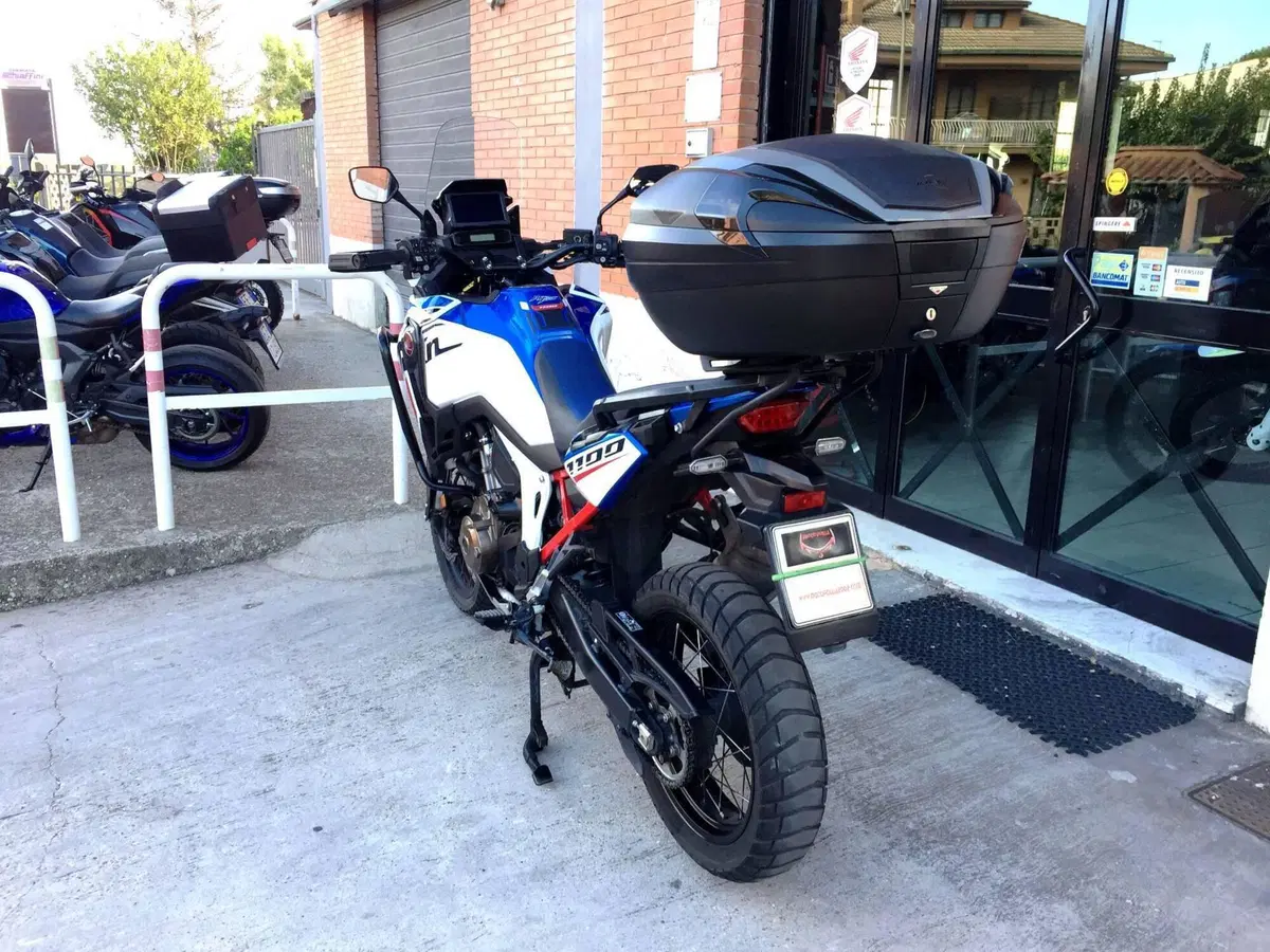 Honda Africa Twin CRF 1100L ES DCT (2024 - 26) (6)