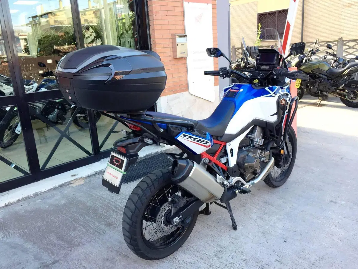 Honda Africa Twin CRF 1100L ES DCT (2024 - 26) (8)