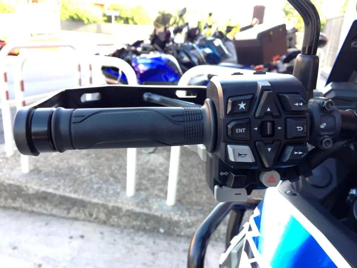 Honda Africa Twin CRF 1100L ES DCT (2024 - 26) (12)