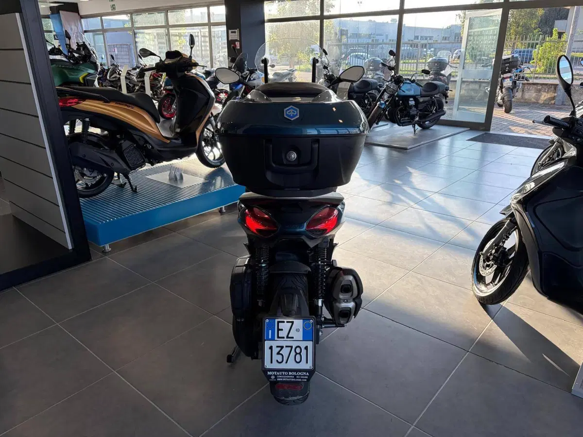 Piaggio Beverly 400 ABS-ASR (2021 - 24) (6)