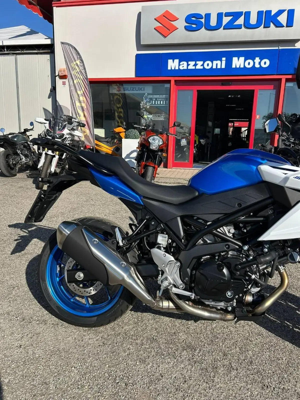 Suzuki SV-7GX (2026) (3)