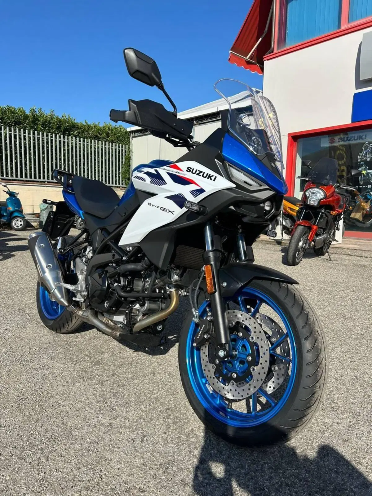 Suzuki SV-7GX (2026) (4)
