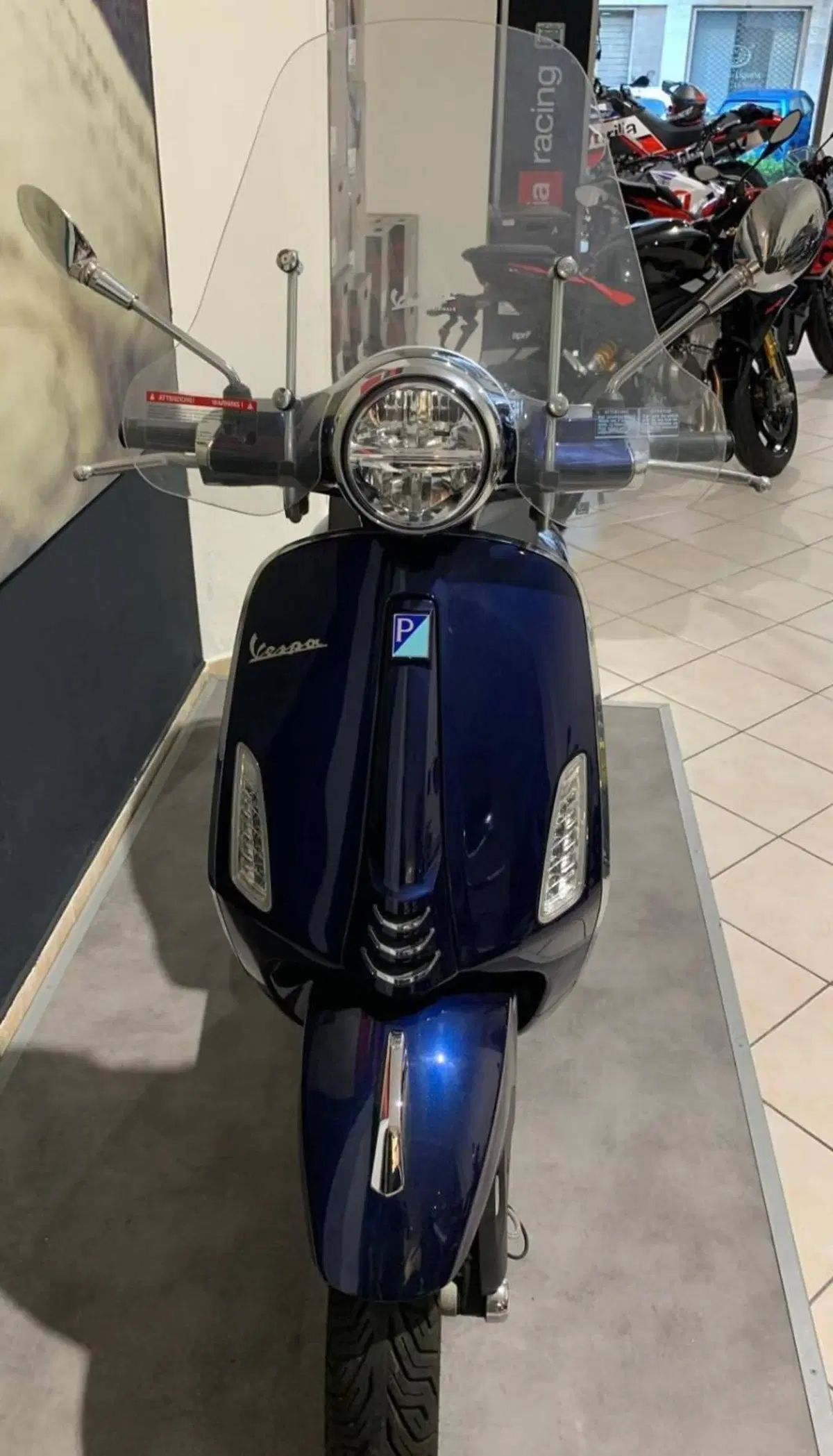 Vespa Primavera 125 (2024 - 25) (2)