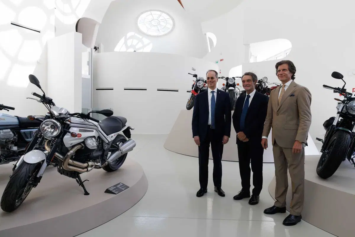Inaugurato a Mandello del Lario il nuovo stabilimento Moto Guzzi [GALLERY] (3)