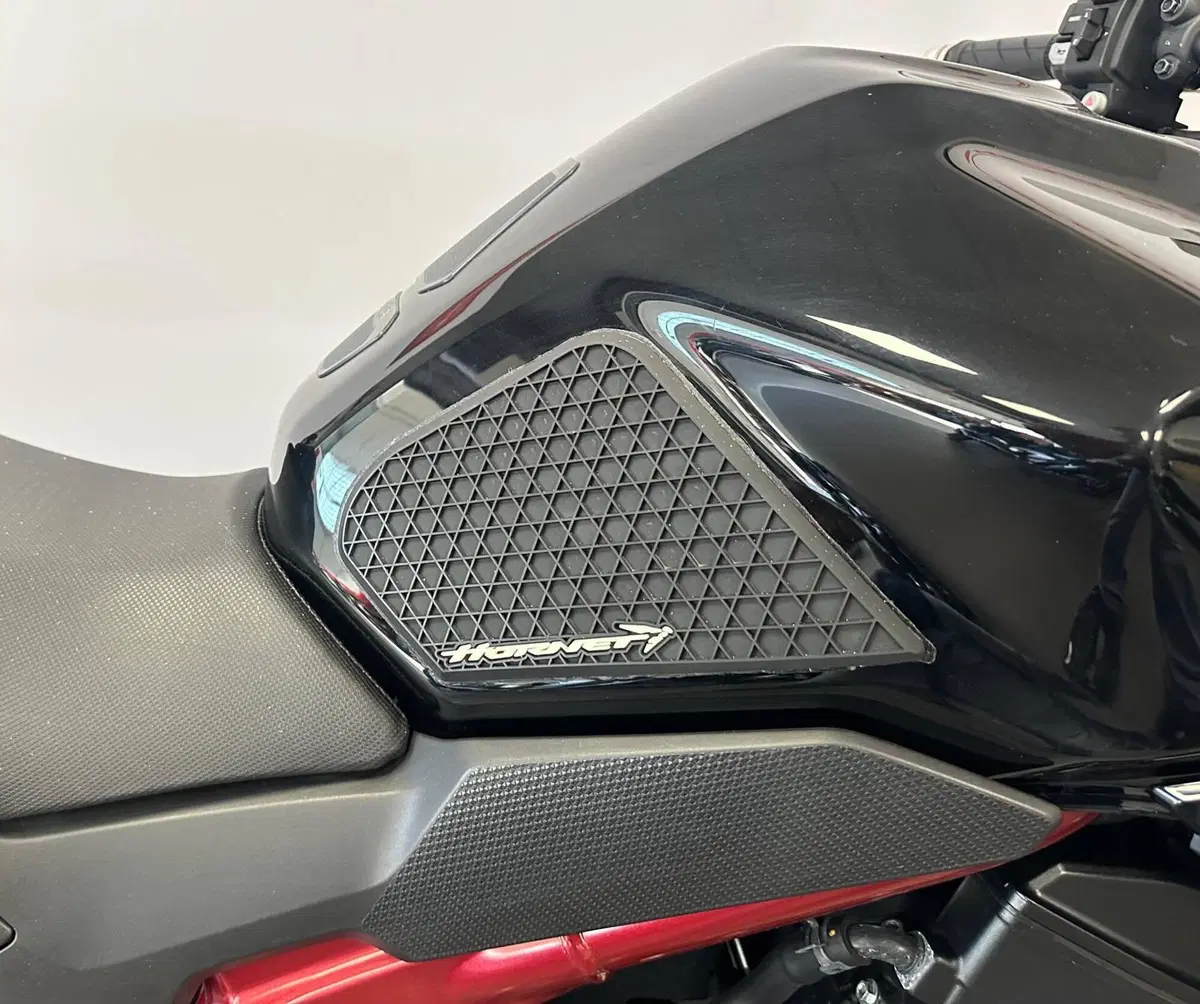 Honda CB 750 Hornet (2023 - 24) (8)