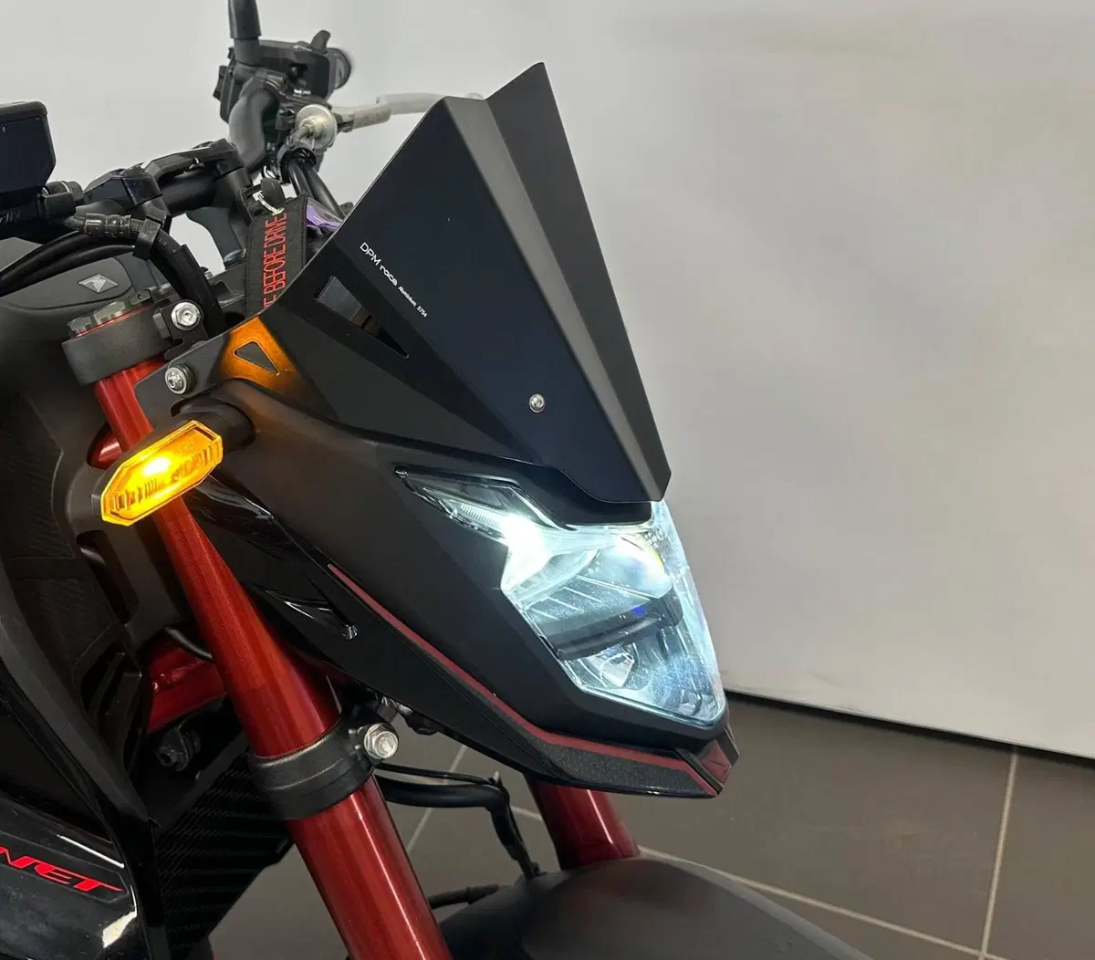 Honda CB 750 Hornet (2023 - 24) (10)
