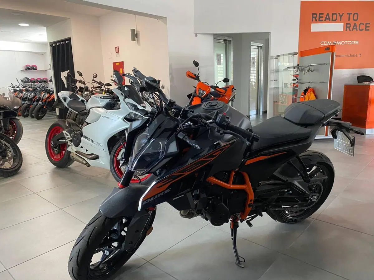 KTM 390 Duke (2026) (3)