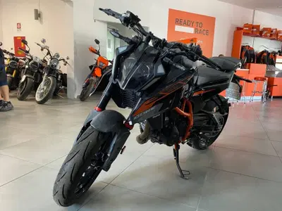 KTM 390 Duke (2026) usata