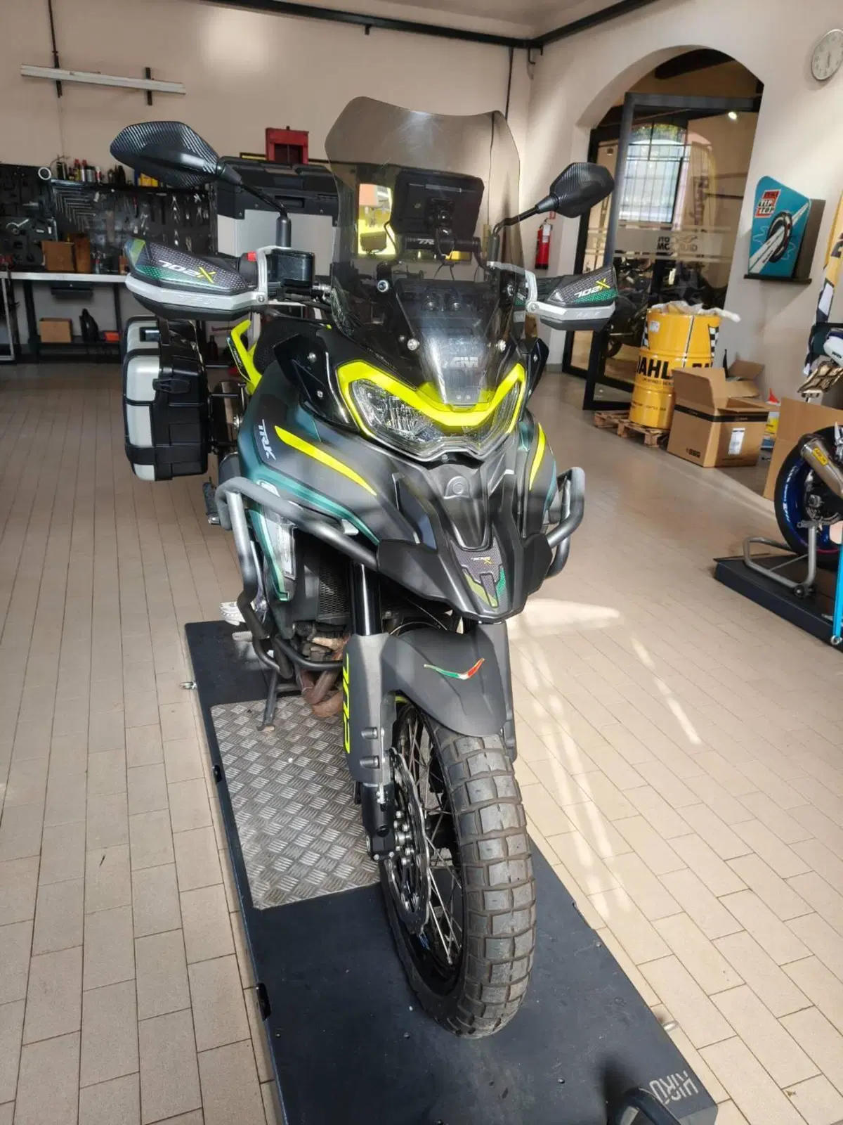 Benelli TRK 702X (2023 - 25) (2)