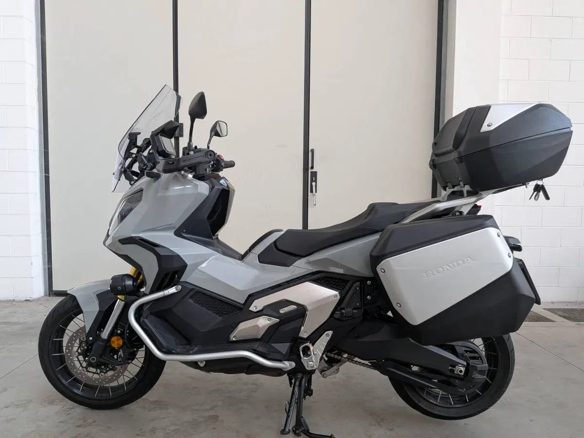 Honda X-ADV 750 DCT Adventure (2021 - 24) (6)
