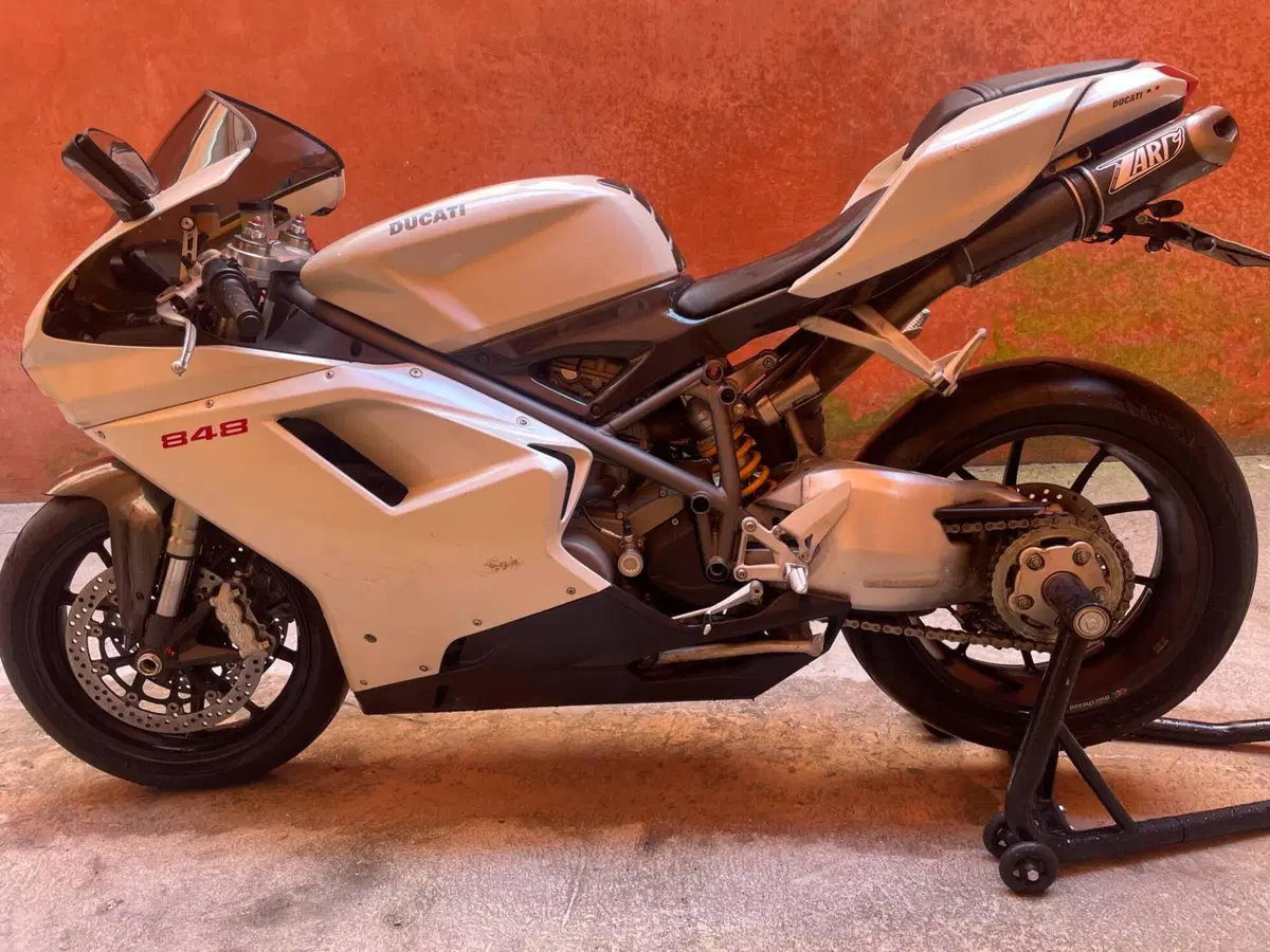 Ducati 848 (2007 - 13) (3)