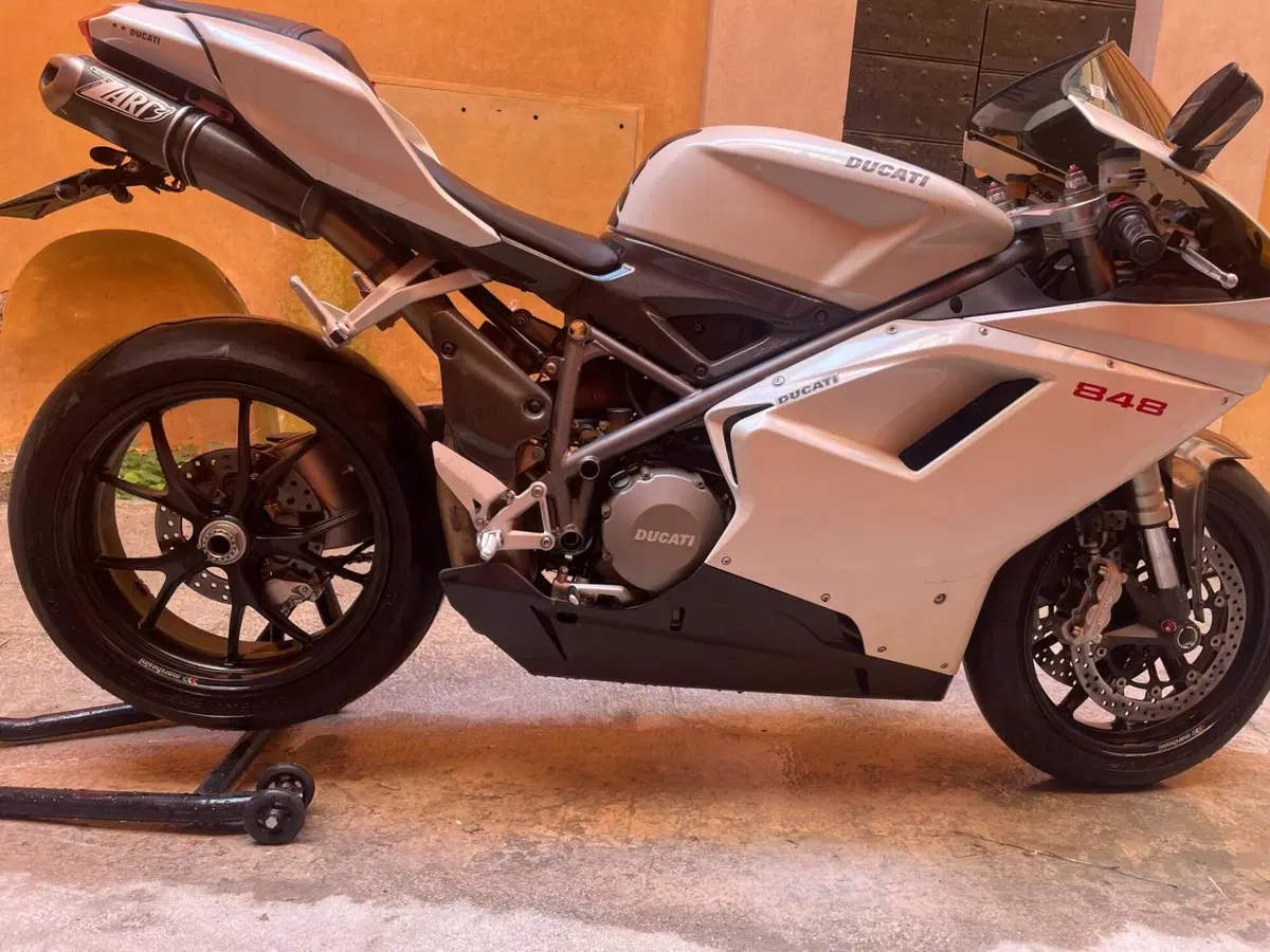 Ducati 848 (2007 - 13) (4)