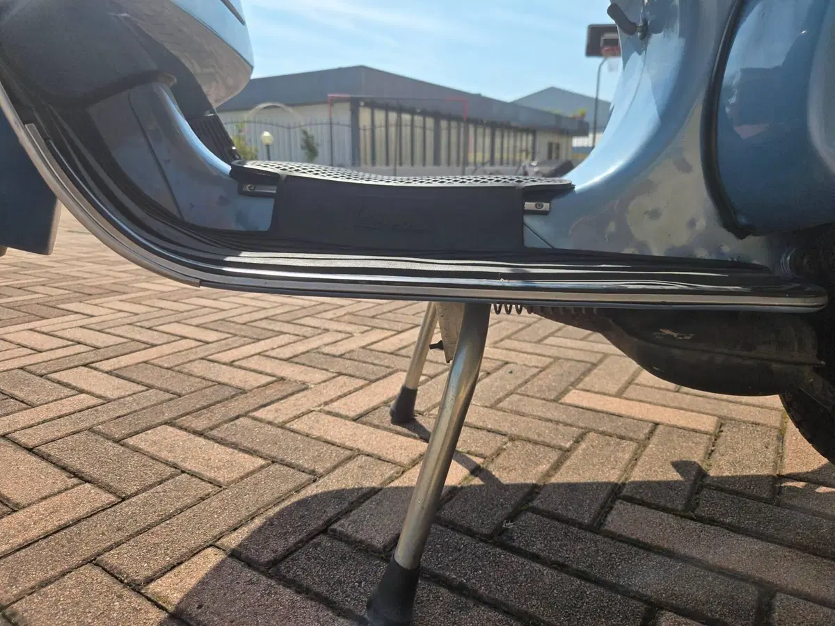 Vespa PX 125E (3)